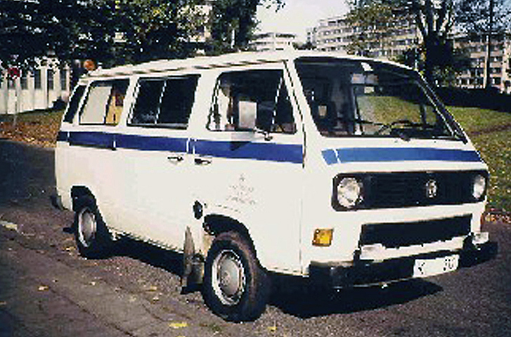 Kontrollfahrzeug VW-Bus